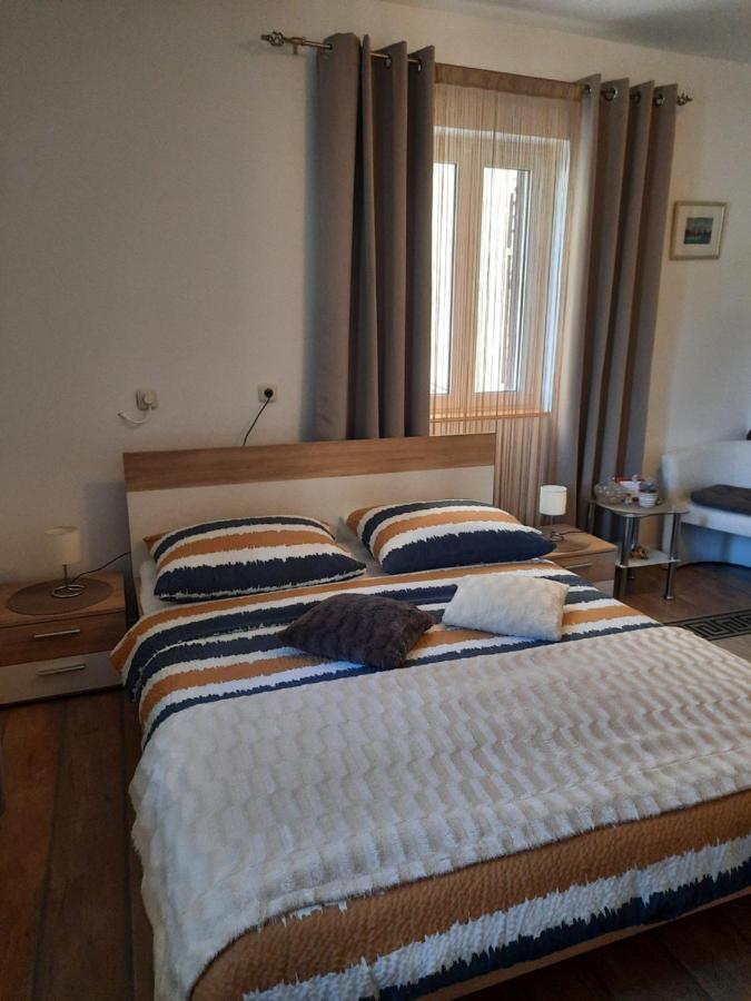 זאדאר Studio Apartment Katalpa מראה חיצוני תמונה
