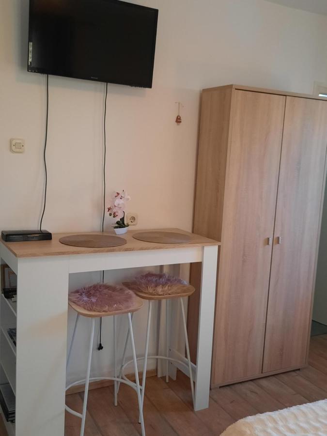 זאדאר Studio Apartment Katalpa מראה חיצוני תמונה