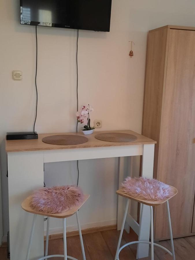 זאדאר Studio Apartment Katalpa מראה חיצוני תמונה